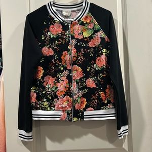 Lol womens Floral zip up Bomber Jacket w/ pockets, has stretch size L